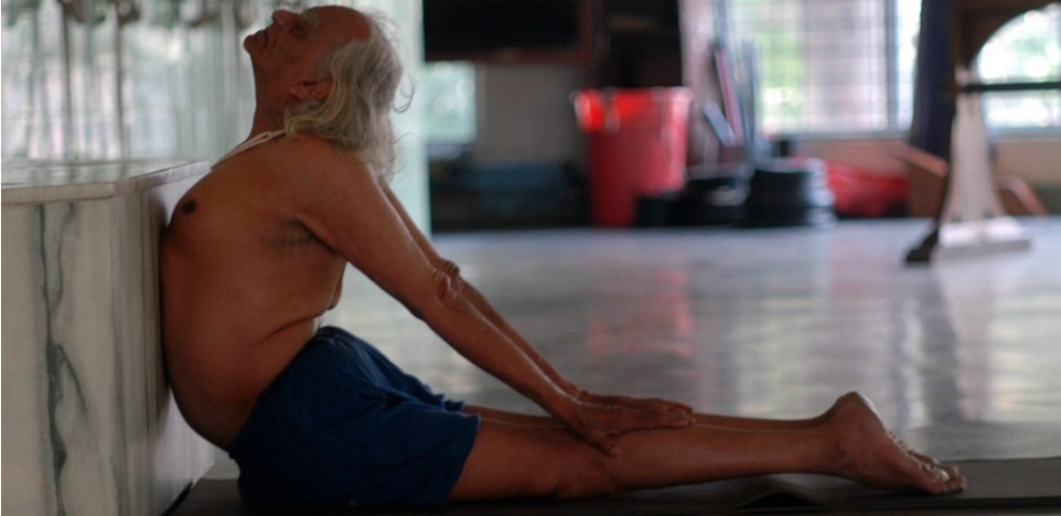 Yoga & Aging: How to Sync the Practice With the Aging Process?